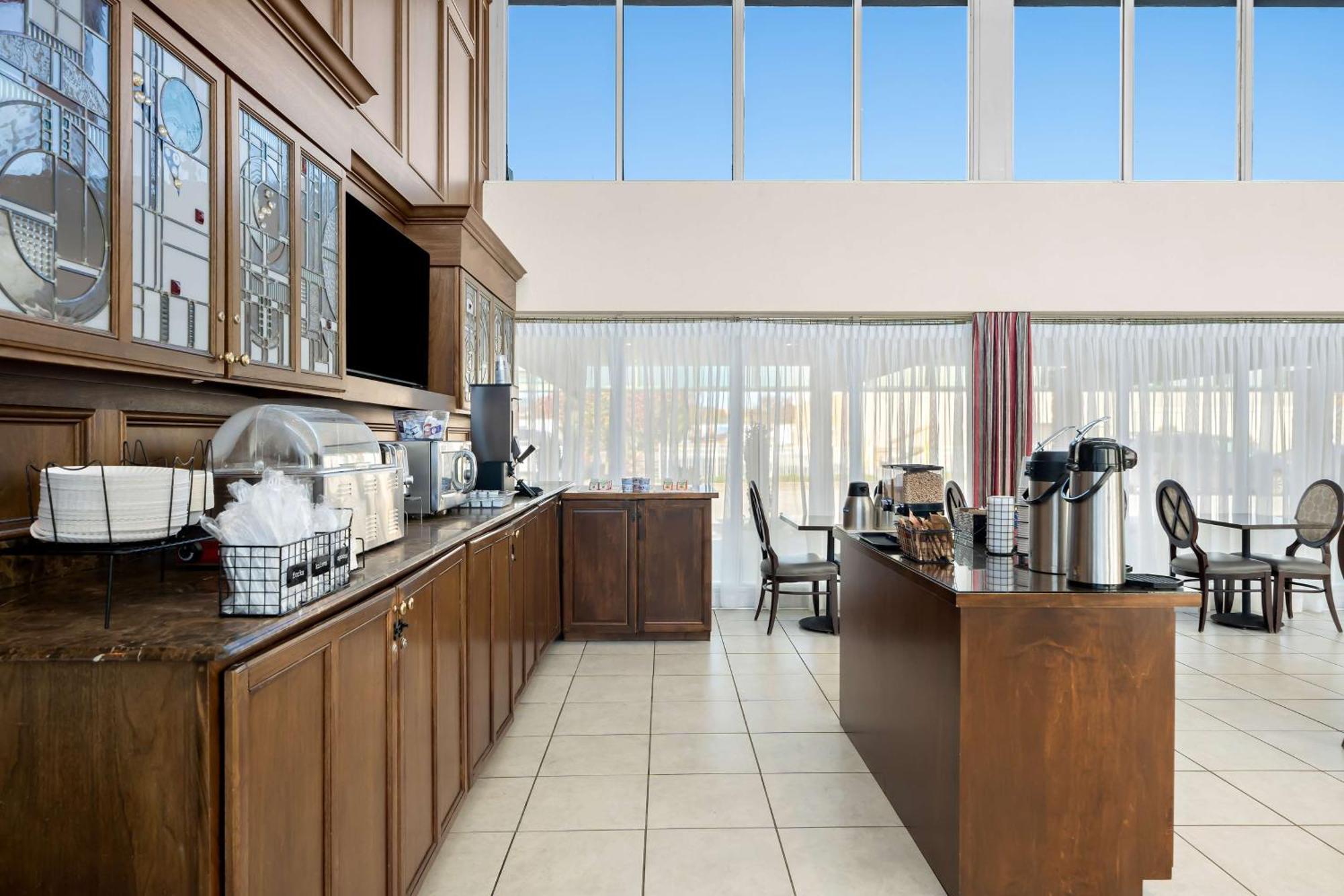 Brandywine Valley Inn Surestay Plus By Best Western Wilmington Exteriér fotografie