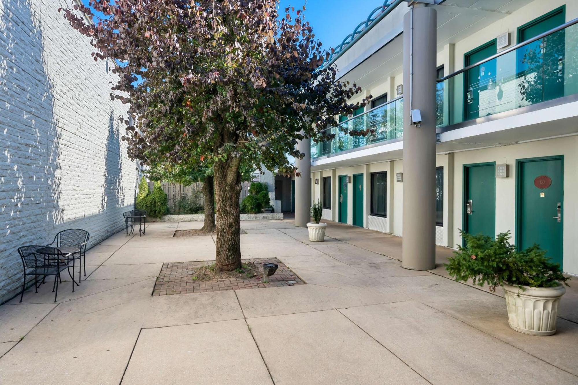 Brandywine Valley Inn Surestay Plus By Best Western Wilmington Exteriér fotografie